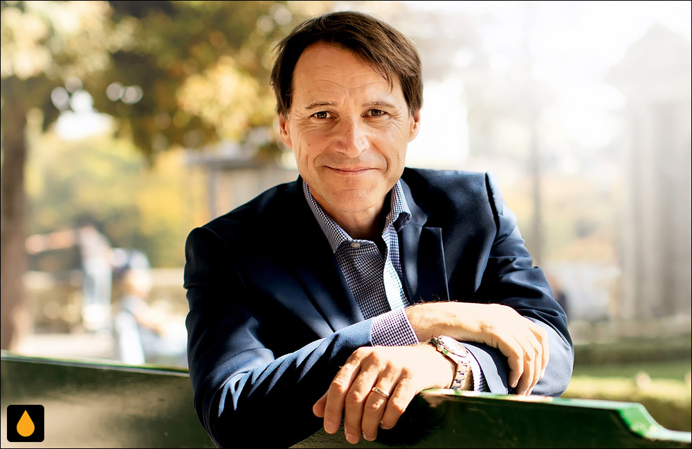 داستان کوتاه مرد و زرافهها